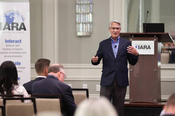 Kevin Chartier, vice president of Manheim Consulting, showed how data can deliver applicable points that inform business decisions during his Aug. 18 presentation, “Strategic Insights That Drive Decision Making.” - Photo: IARA